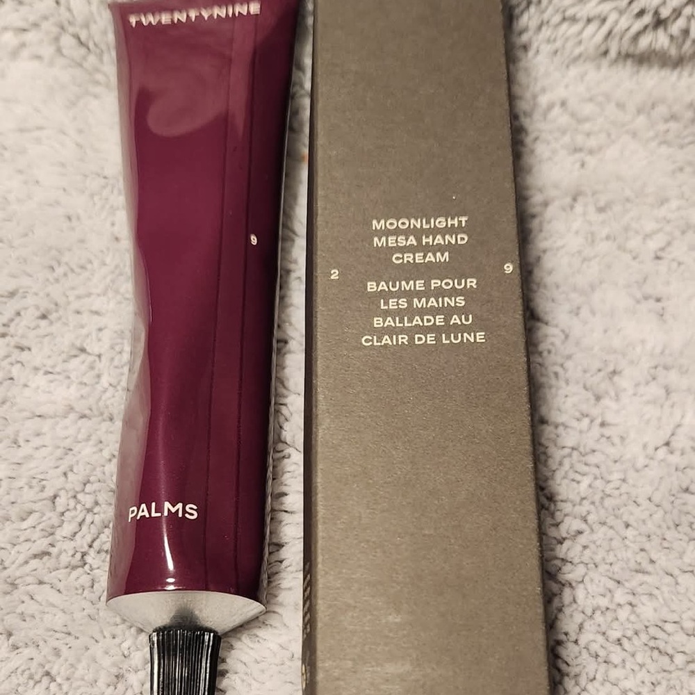 Twenty Nine Palms Moonlight Mesa Hand Cream - Rich Burgundy